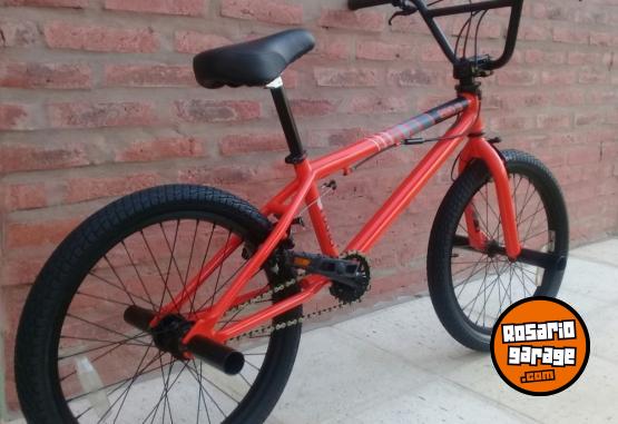Deportes - Bicicleta BMX Haro 200.3 Original (Año 2011) – Impecable (Con Factura Y Manual) - En Venta