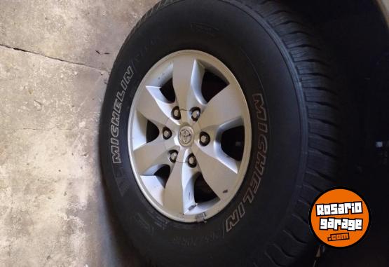 Autos - Toyota Toyota Hilux 2011 2011 Diesel 111111Km - En Venta