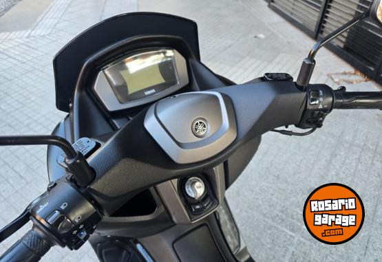 Motos - Yamaha Nmax connected 2022 Nafta 28000Km - En Venta