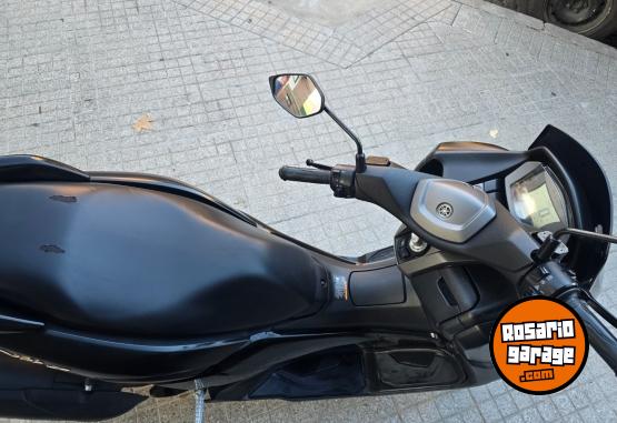 Motos - Yamaha Nmax connected 2022 Nafta 28000Km - En Venta