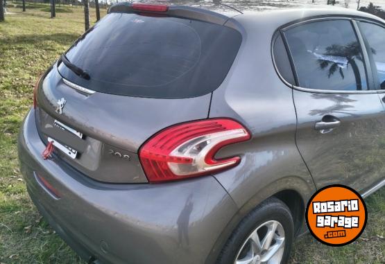 Autos - Peugeot Allure 208 2013 Nafta 95000Km - En Venta