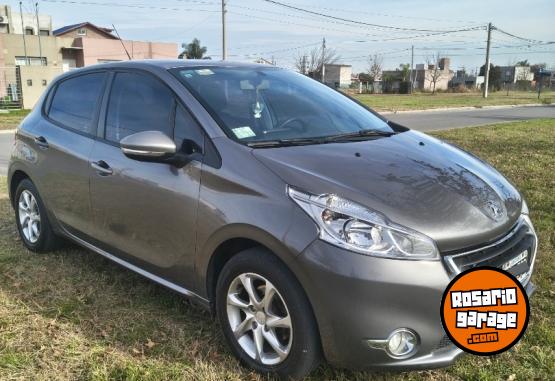 Autos - Peugeot Allure 208 2013 Nafta 95000Km - En Venta