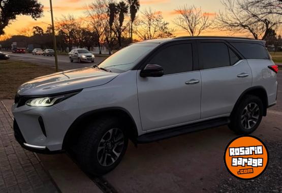 Camionetas - Toyota Sw4 Diamond 2023 Diesel 70000Km - En Venta
