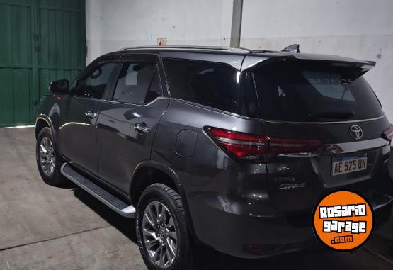 Camionetas - Toyota SW4 2021 Diesel 97000Km - En Venta