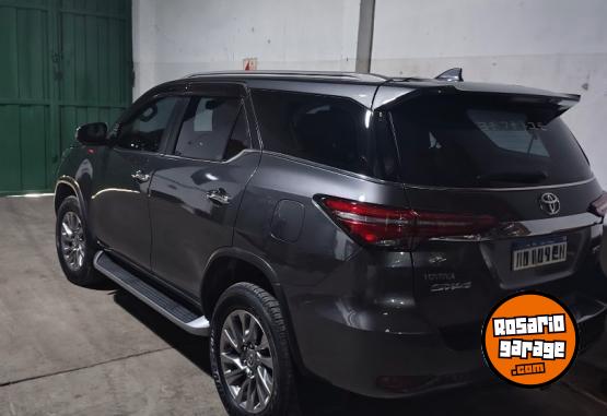 Camionetas - Toyota SW4 2021 Diesel 97000Km - En Venta