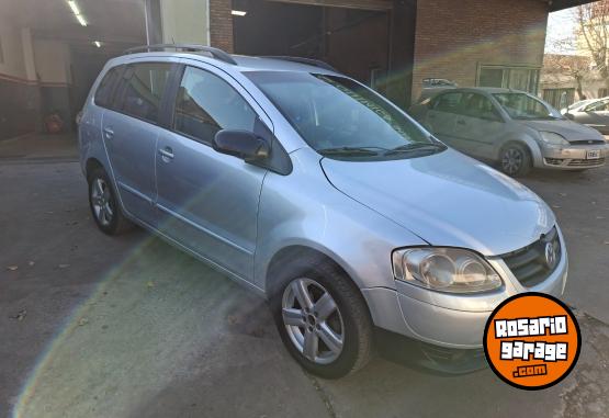 Autos - Volkswagen Suran 2010 Nafta 190000Km - En Venta