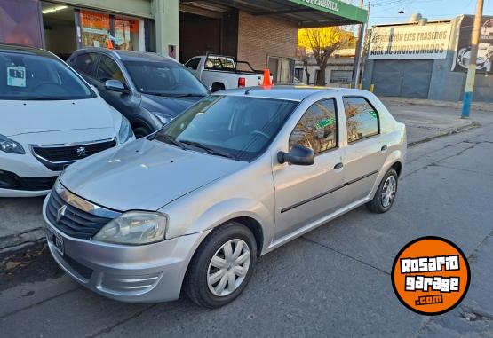 Autos - Renault Logan 2013 GNC 111111Km - En Venta