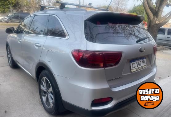 Camionetas - Kia Sorento 2018 Nafta 110000Km - En Venta