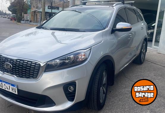 Camionetas - Kia Sorento 2018 Nafta 110000Km - En Venta
