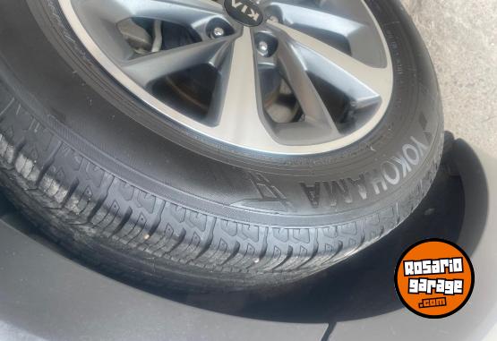 Camionetas - Kia Sorento 2018 Nafta 110000Km - En Venta