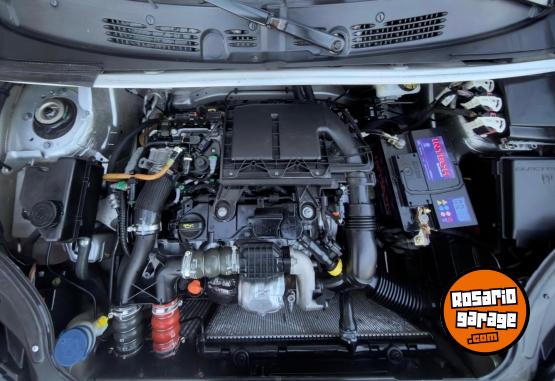 Utilitarios - Peugeot Partner 2016 Diesel 116000Km - En Venta