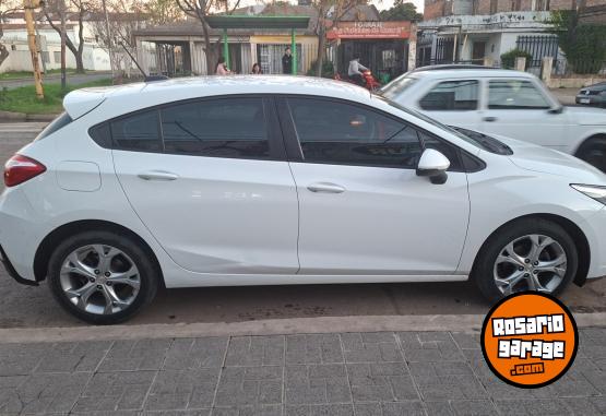 Autos - Chevrolet Cruze 2023 Nafta 60000Km - En Venta