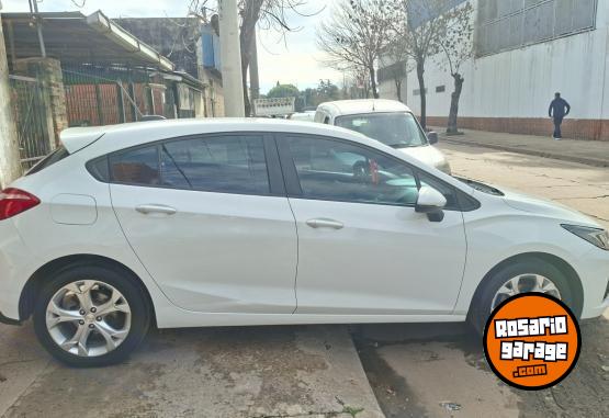 Autos - Chevrolet Cruze 2023 Nafta 60000Km - En Venta