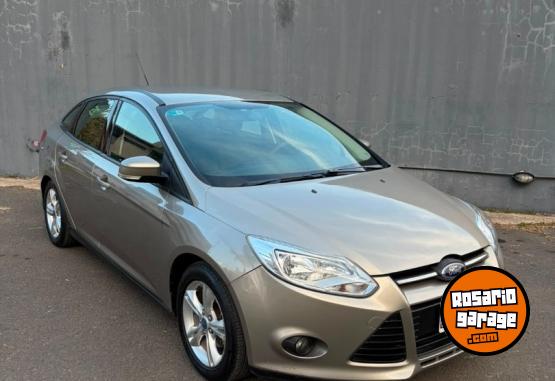 Autos - Ford Focus S 2014 GNC 180000Km - En Venta