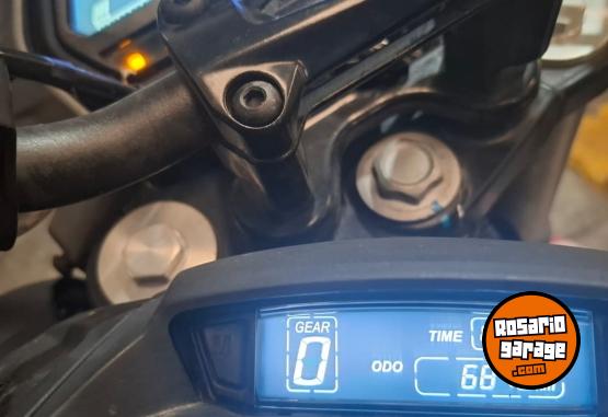 Motos - Bajaj DOMINAR D400 2025 Nafta 6500Km - En Venta
