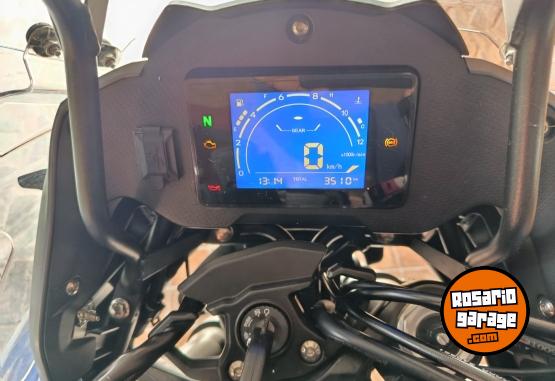 Motos - Qj Motor SRT 550 2025 Nafta 3500Km - En Venta