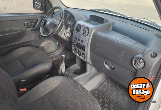 Utilitarios - Peugeot Partner 1.6 HDI 2015 Diesel 46500Km - En Venta