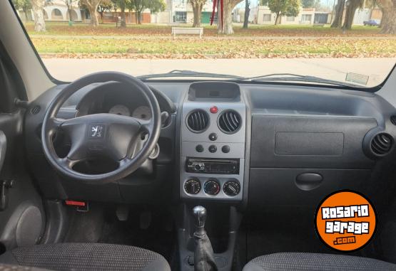 Utilitarios - Peugeot Partner 1.6 HDI 2015 Diesel 46500Km - En Venta