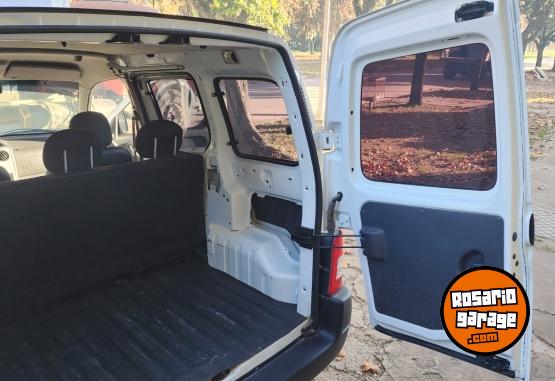 Utilitarios - Peugeot Partner 1.6 HDI 2015 Diesel 46500Km - En Venta
