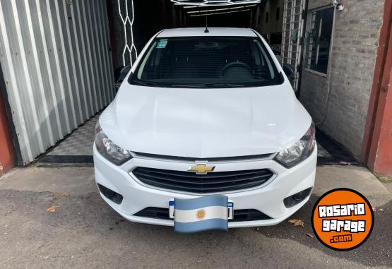 Autos - Chevrolet Ónix LT 2017 Nafta 78500Km - En Venta