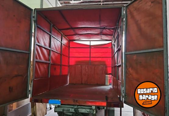 Camiones y Gr�as - REANULT MASTER CON ESTRUCTURA DE HIERRO +LONA - En Venta