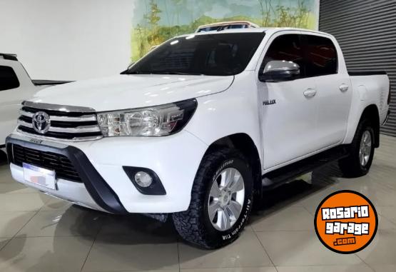 Camionetas - Toyota Hilux 2018 Nafta 198000Km - En Venta