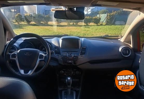 Autos - Ford FIESTA TITANIUM 2015 Nafta 143000Km - En Venta