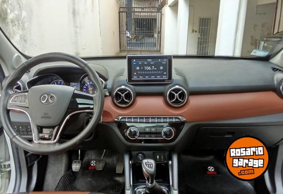 Autos - Baic X35 Luxury 2018 Nafta 83000Km - En Venta