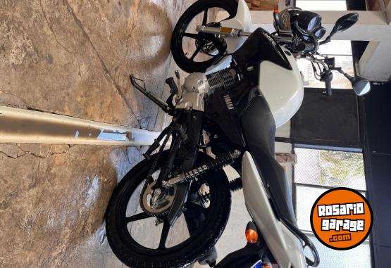 Motos - Yamaha YBR 125 2023 Nafta 15000Km - En Venta