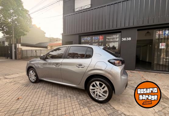 Autos - Peugeot 208 2024 Nafta 33000Km - En Venta