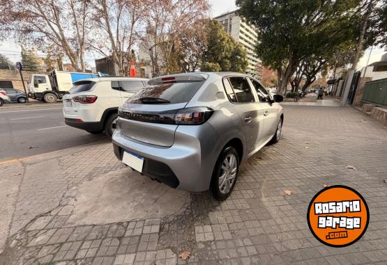 Autos - Peugeot 208 2024 Nafta 33000Km - En Venta
