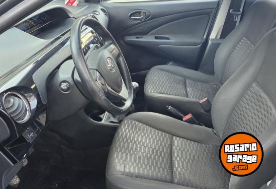 Autos - Volkswagen Fox 2011 Nafta 90000Km - En Venta