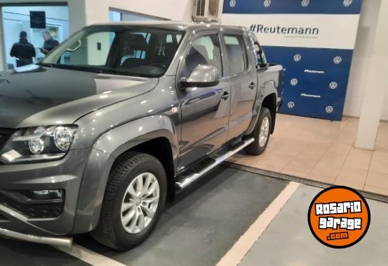 Camionetas - Volkswagen AMAROK COMFORTLINE 4X2 MT 2023 Diesel 120000Km - En Venta
