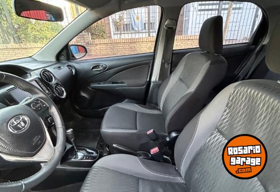 Autos - Toyota Etios xls 1.5 AT 2017 Nafta 144000Km - En Venta
