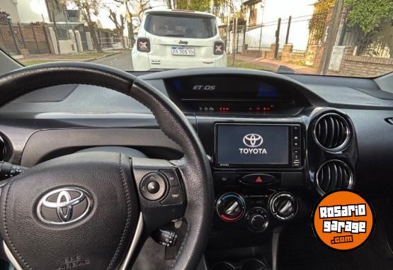 Autos - Toyota Etios xls 1.5 AT 2017 Nafta 144000Km - En Venta