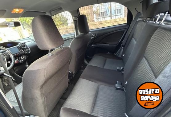 Autos - Toyota Etios xls 1.5 AT 2017 Nafta 144000Km - En Venta