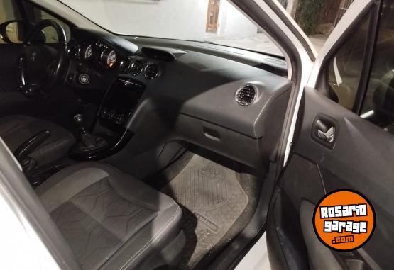 Autos - Peugeot 408 2018 Diesel 177000Km - En Venta