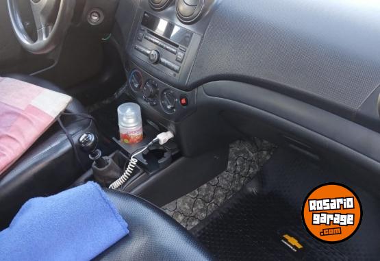 Autos - Chevrolet Aveo 2013 GNC 450000Km - En Venta