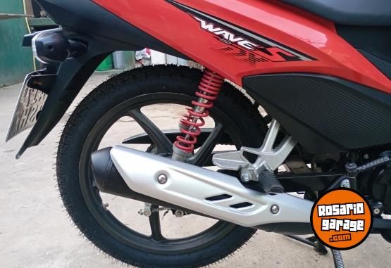 Motos - Honda Wave Full 2024 Nafta 6500Km - En Venta