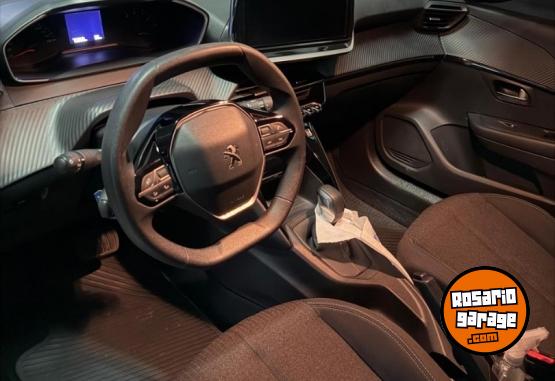 Autos - Peugeot 208 2022 Nafta 84000Km - En Venta