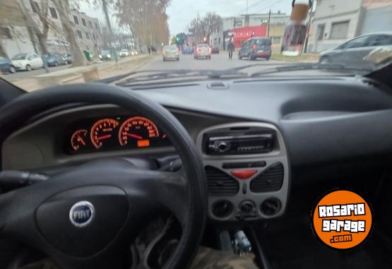 Autos - Fiat Siena 2003 Nafta 240000Km - En Venta