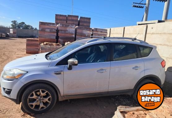 Camionetas - Ford Kuga Titanium 2.5 at 4x4 2013 Nafta 180000Km - En Venta