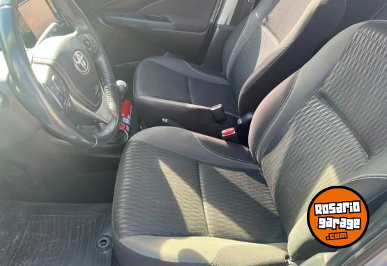 Autos - Toyota Etios 2017 Nafta 112000Km - En Venta