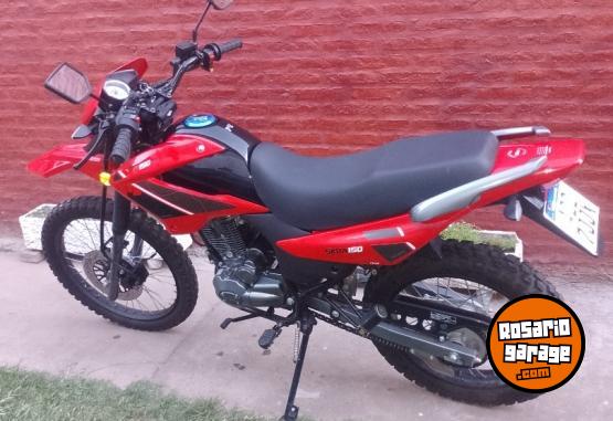 Motos - Motomel Skua 150 2024 Nafta 13000Km - En Venta