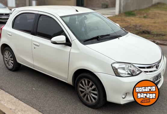 Autos - Toyota Xls 2015 Nafta 139000Km - En Venta
