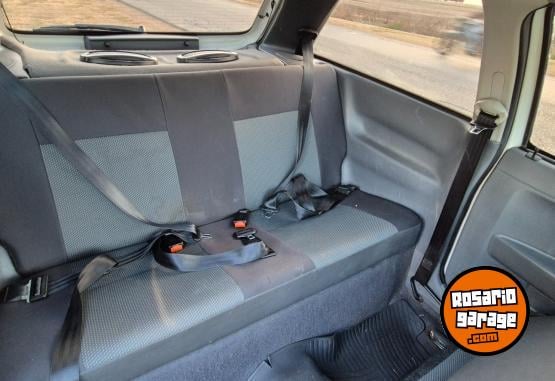 Autos - Volkswagen Gol Power 2011 Nafta 186000Km - En Venta