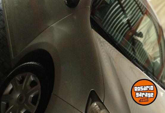 Autos - Renault Logan 2015 GNC 130000Km - En Venta