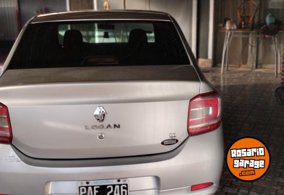 Autos - Renault Logan 2015 GNC 130000Km - En Venta