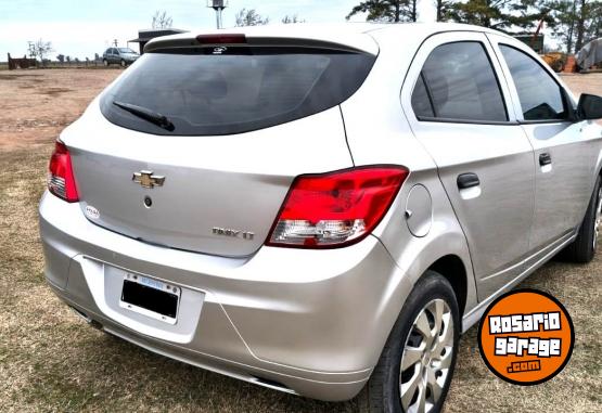 Autos - Chevrolet ONIX JOY 1.4 2015 Nafta 100000Km - En Venta