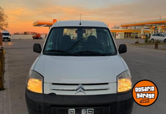 Utilitarios - Citroen Berlingo 2015 Diesel 95000Km - En Venta